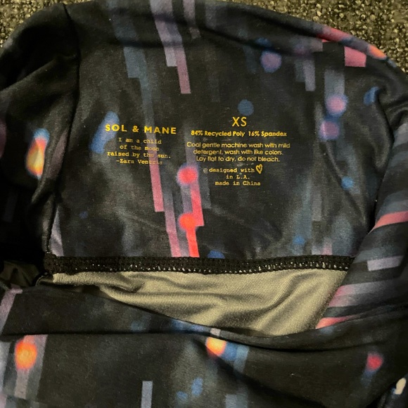 Sol & Mane Yoga Leggings - Picture 3 of 3